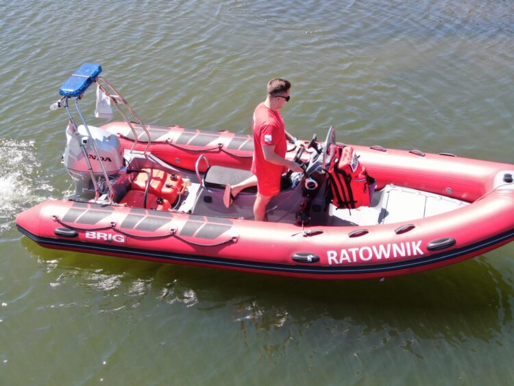 mucharz-kurs-sternika-motorowodnego